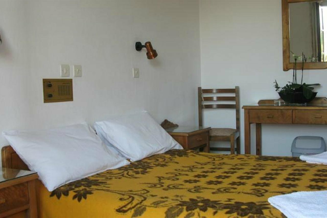 Hotel Adonis (Adults Only) Kamári Zewnętrze zdjęcie