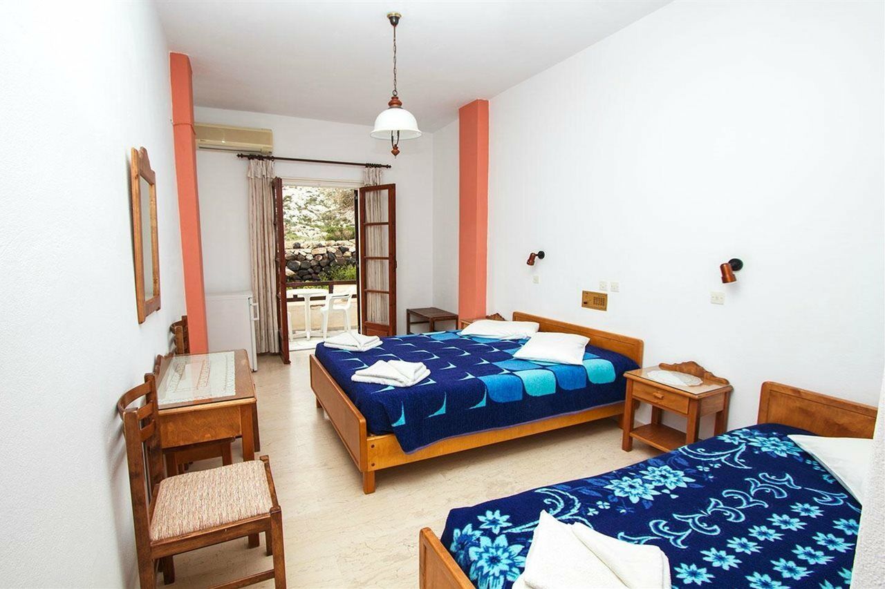 Hotel Adonis (Adults Only) Kamári Zewnętrze zdjęcie